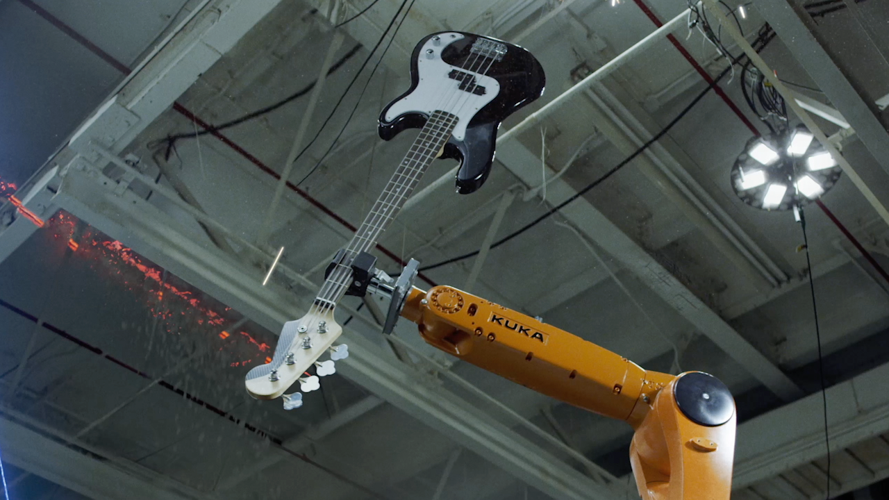#vídeo do dia | grupo Musical, composto por robôs industriais