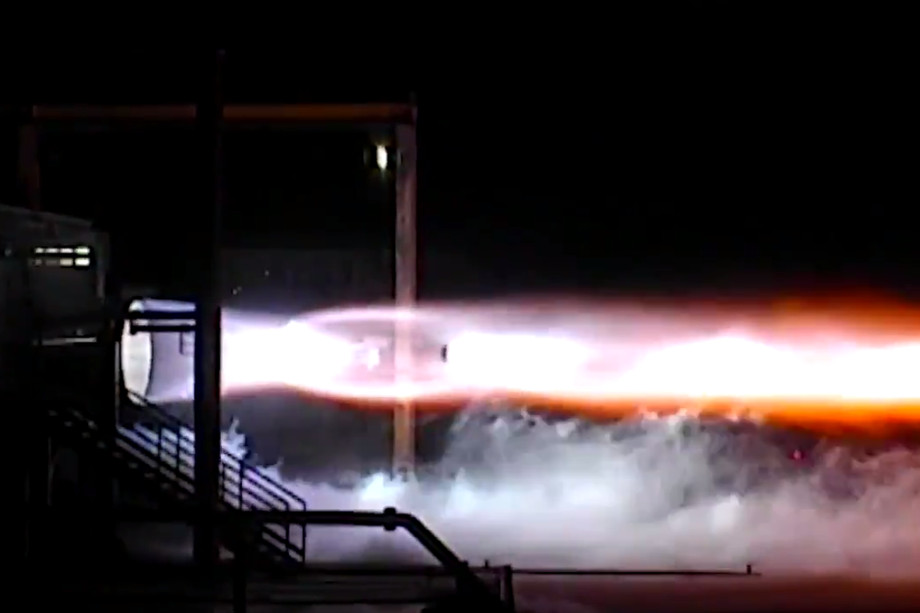 Blue Origin realizó los primeros puestos de tiro pruebas de motor BE-4