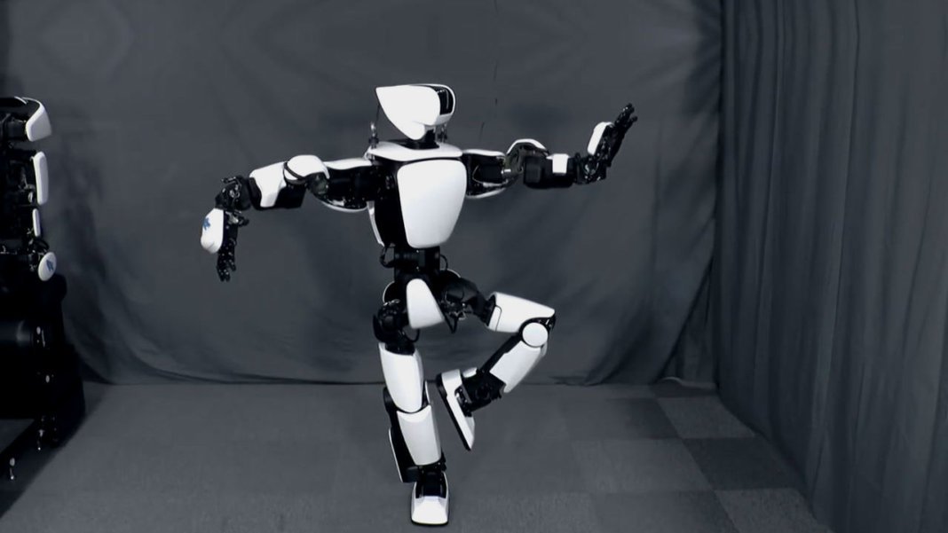 왜 인간형 로봇도록 만들기 위해 열심히 유용합니까?
