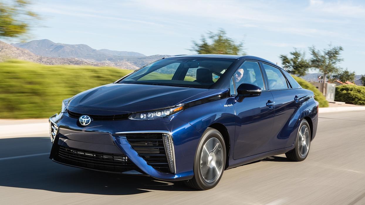 Toyota komplett aufgeben, Fahrzeuge mit Verbrennungsmotoren