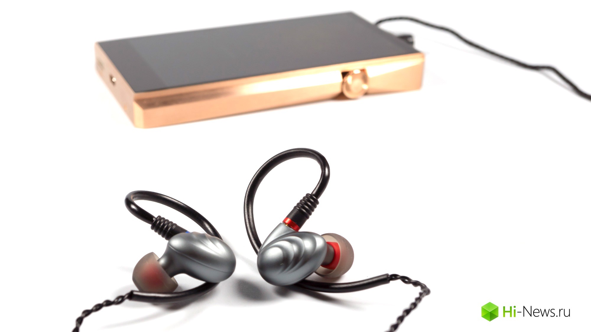Overview headphones FiiO F9 Pro is the strengthening of the position of