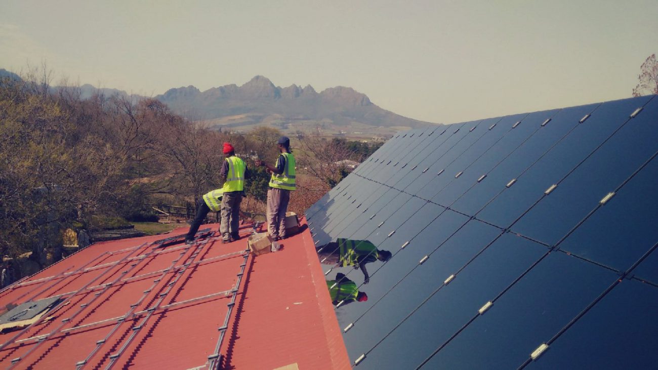 Uma startup Sun Exchange África do Sul-paga de energia elétrica биткоинами