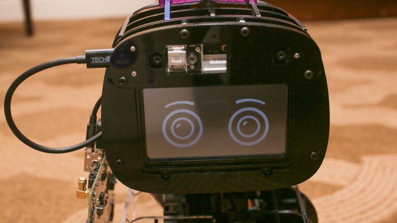 #CES2018|雾：第一个机器人的程序员