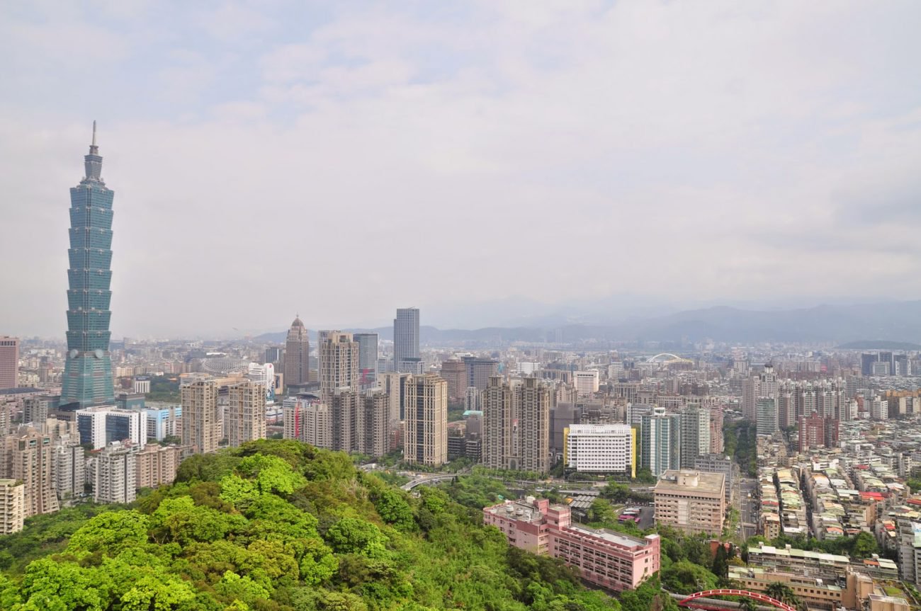 A capital de Taiwan traduz governamentais de serviços para a base distribuída do registro