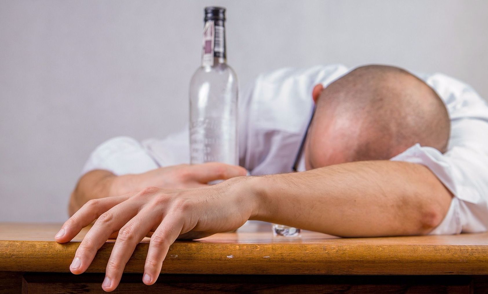 알코올 중독될 수 있는 줄기 세포를 사용하여 패배