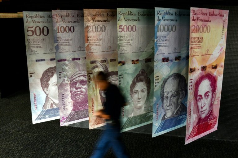 Il venezuela ha guadagnato il 3,3 miliardi di dollari per la vendita della propria moneta