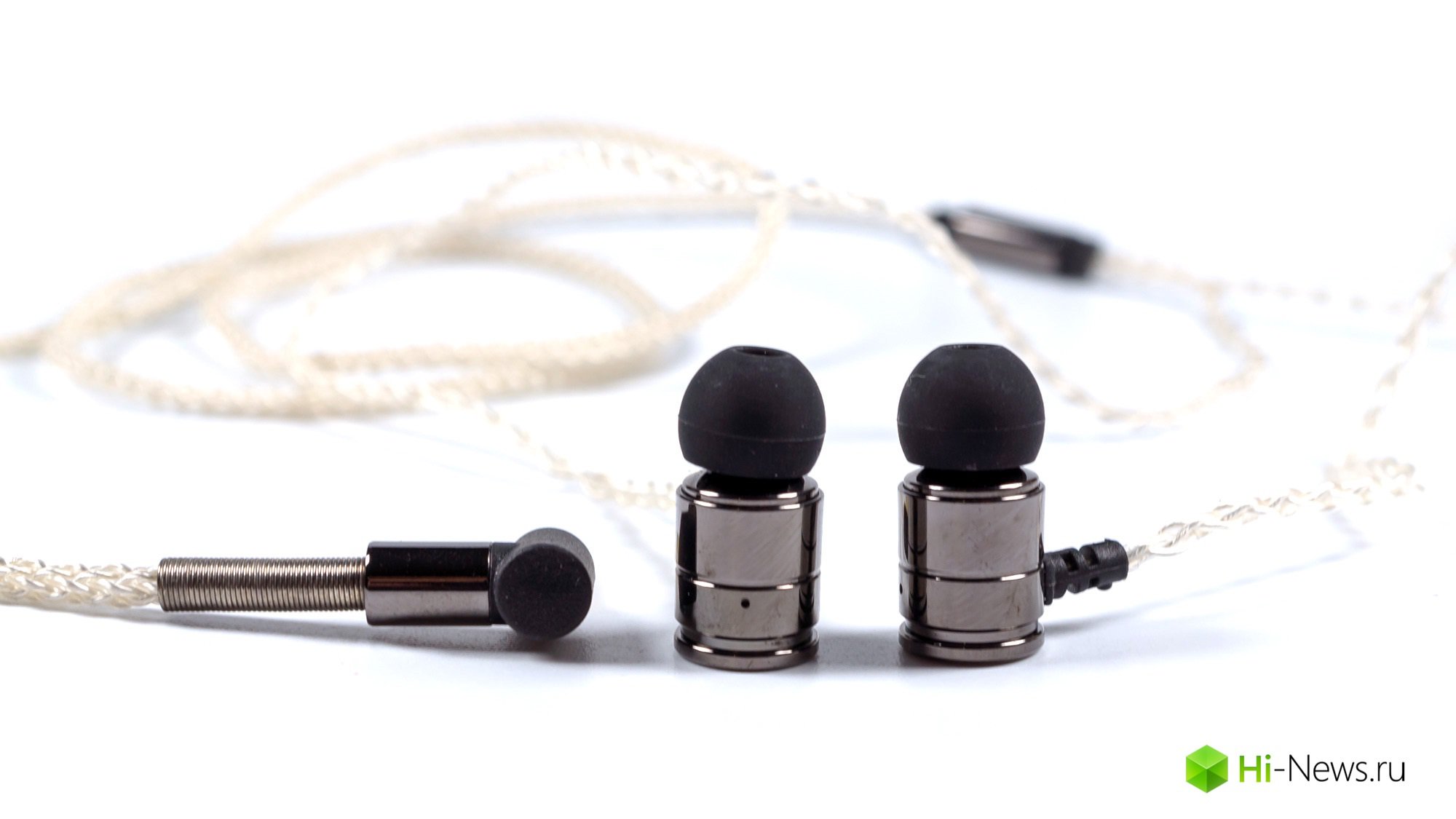 Revisión de auriculares de Alpha&Delta D6 — la neutralidad y la durabilidad