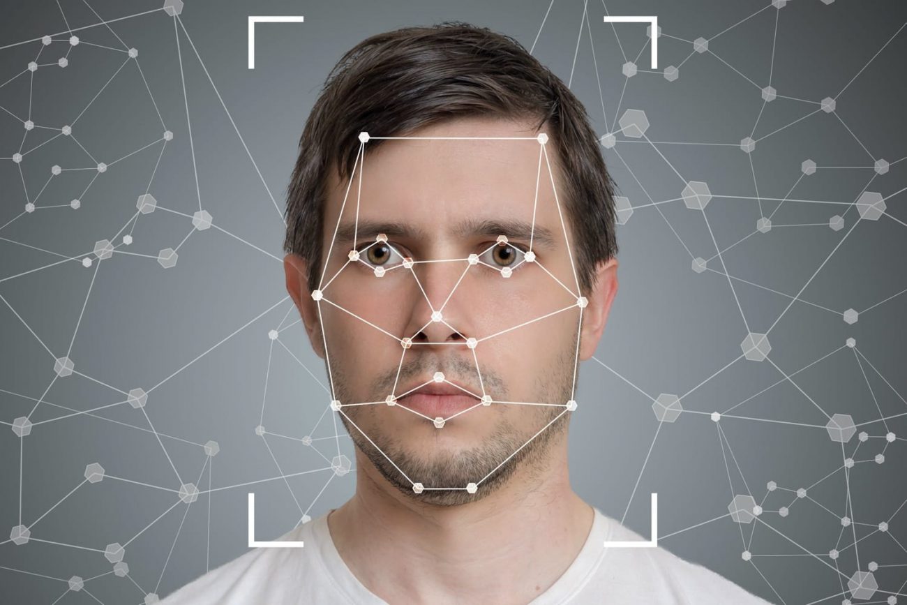 إنشاء خوارزمية التي يمنع نظام التعرف على الوجه
