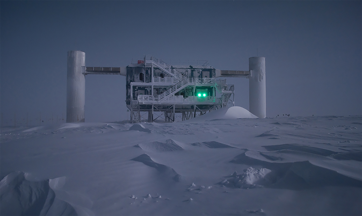 Le début de la нейтринной de l'astronomie mis: antarctique, la station de exactement отследила le lieu de naissance de neutrinos