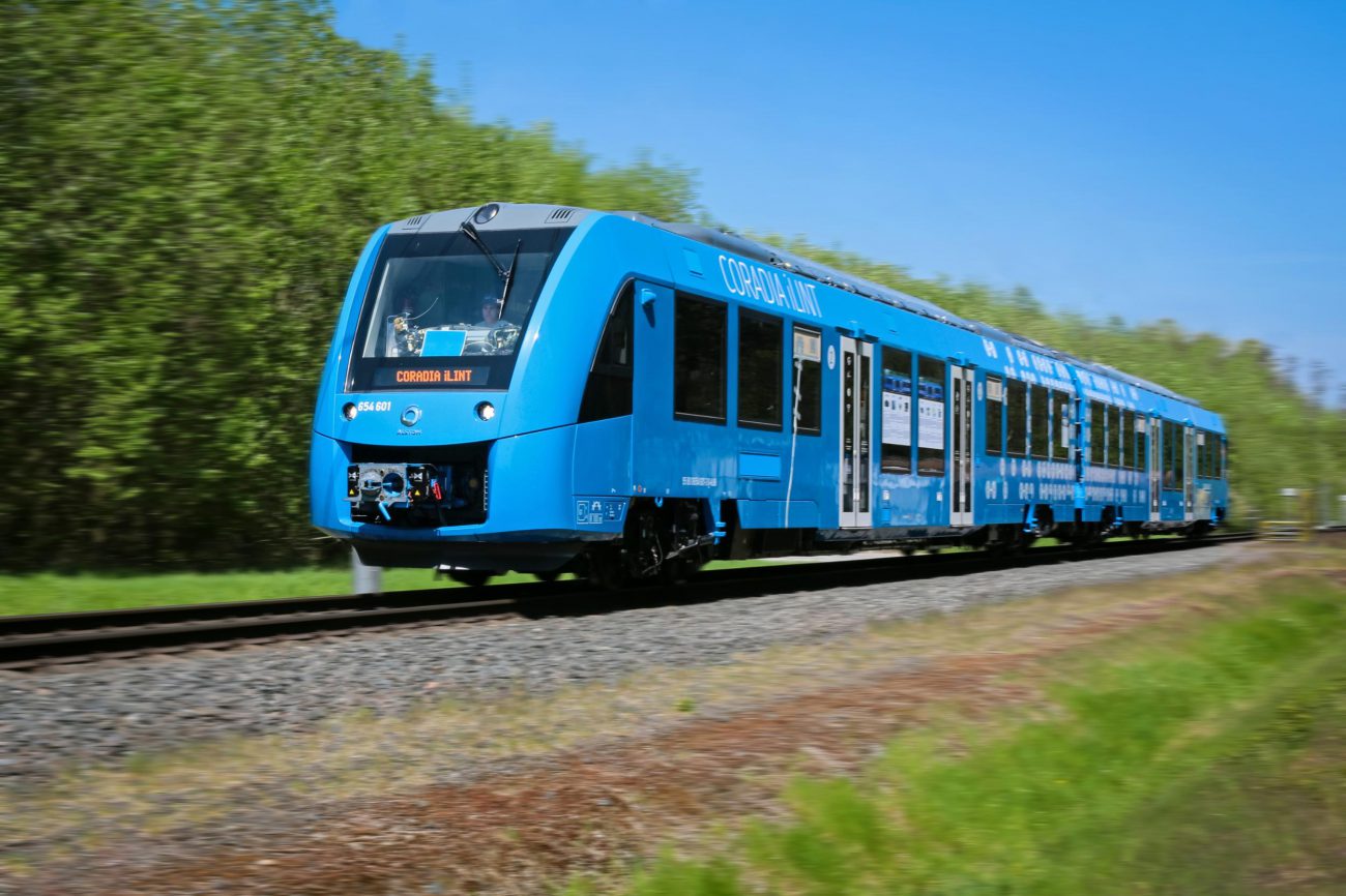 독일에서는 출시하는 첫 번째 열차에 수소 연료