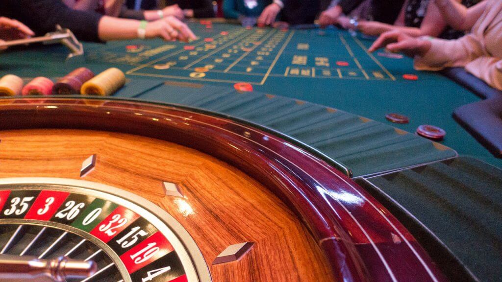 Ограбление казино: орталықтандырылмаған қосымша EOSBet сындырып алдым. Шығындар асып 200 000 доллар