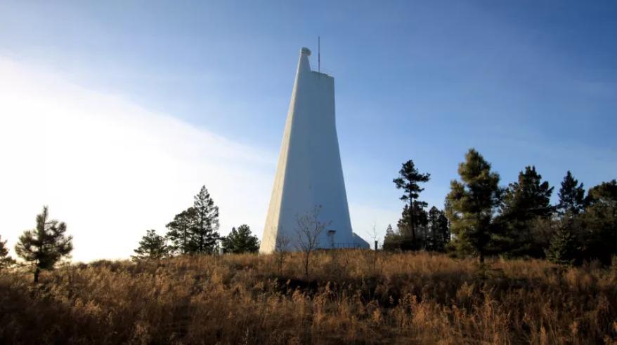 In New Mexico plötzlich heruntergefahren Sternwarte. «Aliens Teleskop nicht gesehen», sagt der Direktor