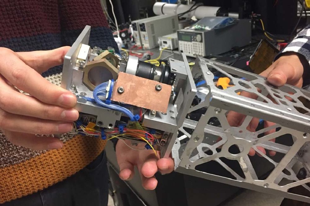 The laser guidance system will help tiny satellites to transmit data to the Earth