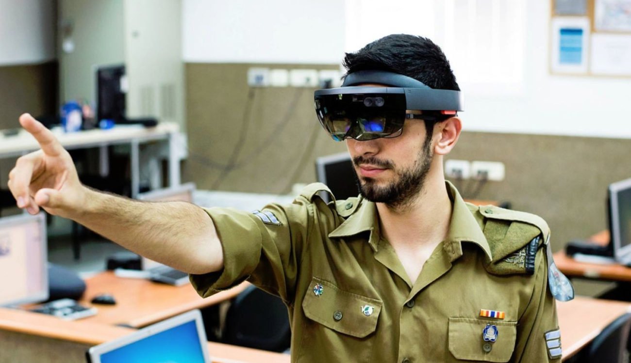 Microsoft HoloLens permet aux détecter les portes et militaire des ennemis