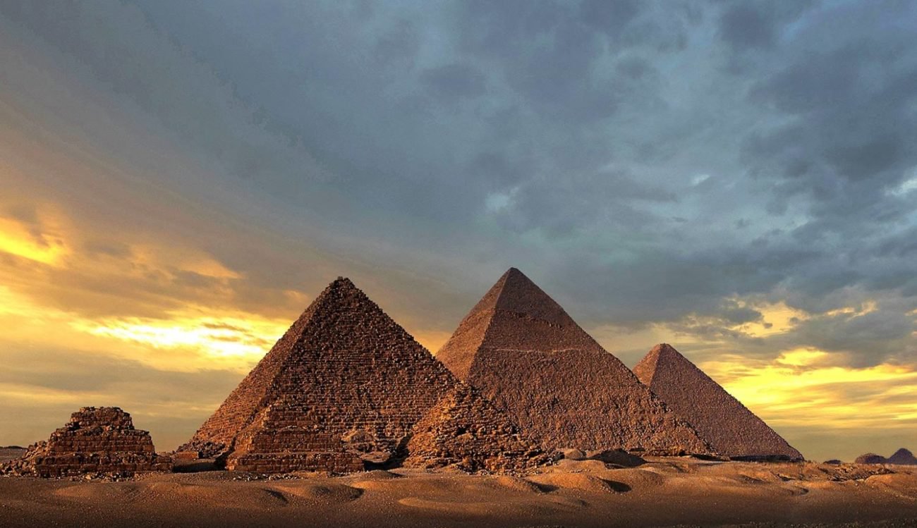 Dlaczego zwiedzanie piramid — strata czasu?