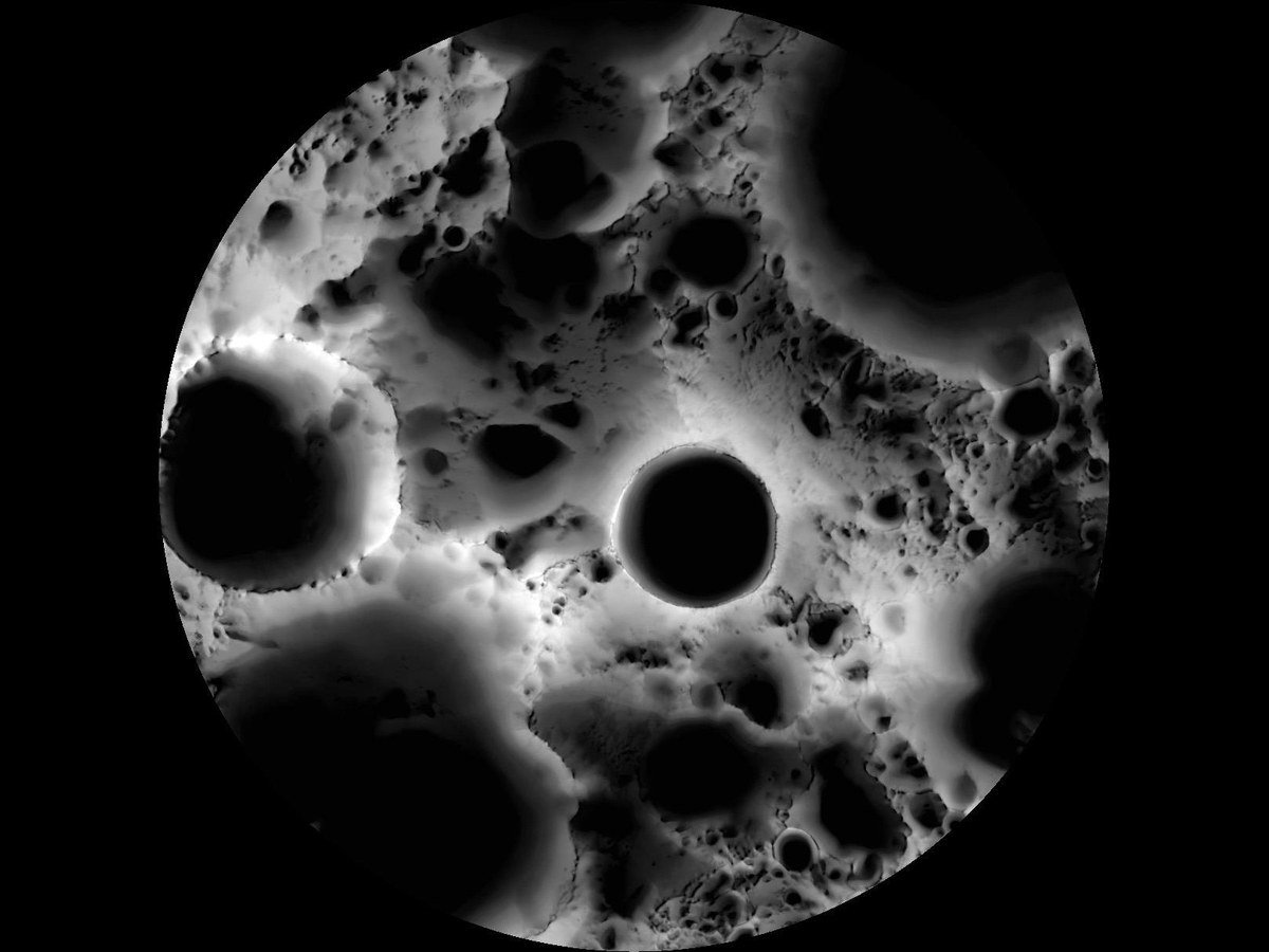 Що таке «темна сторона Місяця»? Вона дійсно темна?
