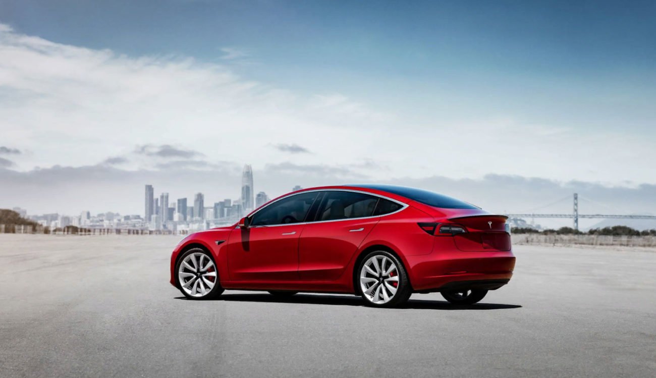 Video | Cómo se produce el ensamblaje de Tesla Model 3, desde el principio hasta el fin?