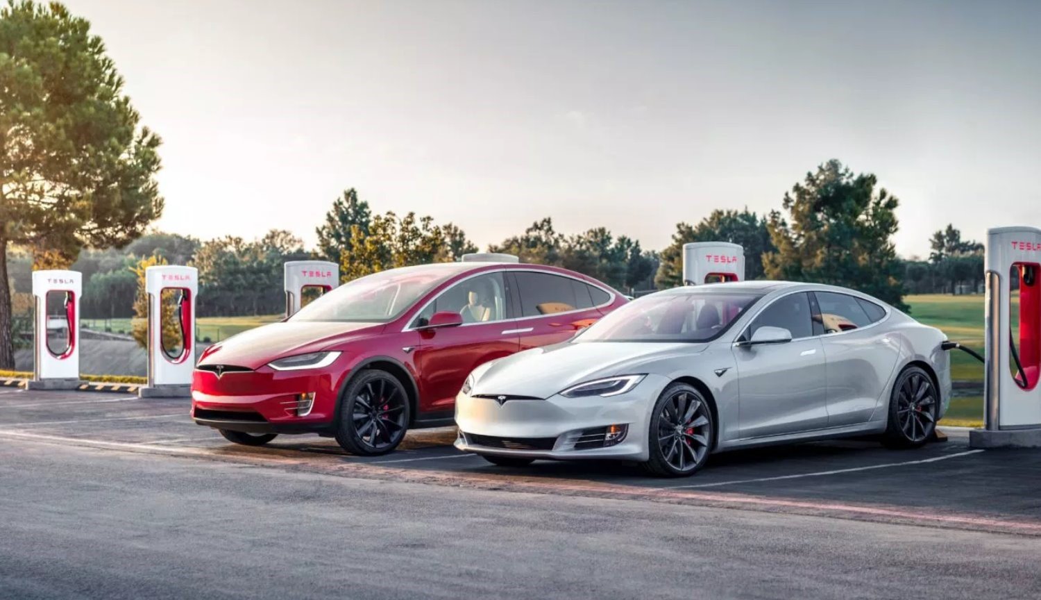 Carros Tesla Model S e o Model X mudou de nome, características e preços