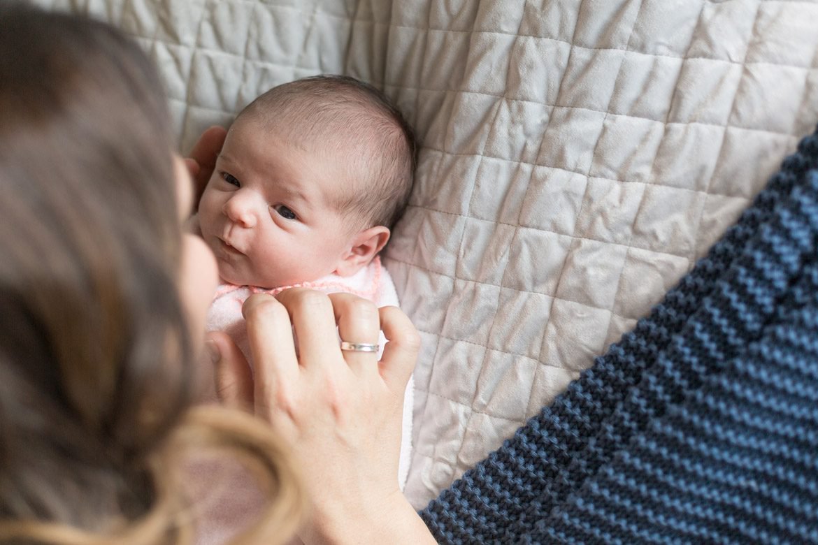 Somos capaces de reconocer caras. Pero, ¿cómo se hacen los bebés?