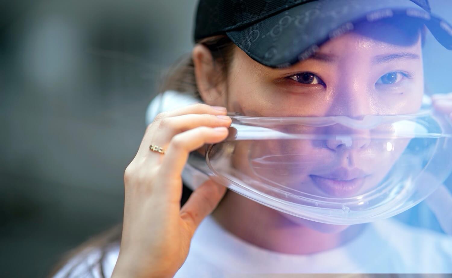 Захисні маски для обличчя, які очищають повітря — тренд 2020?