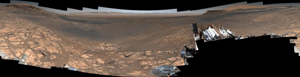 ناسا كشفت المناظر الطبيعية الغريبة من المريخ آثار روفر 