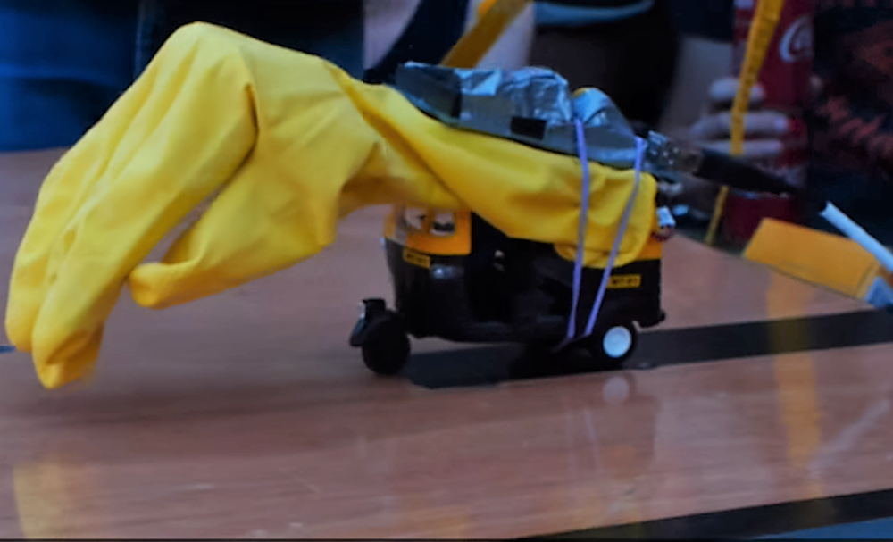 Hebocon. Competition of the worst robots in the world