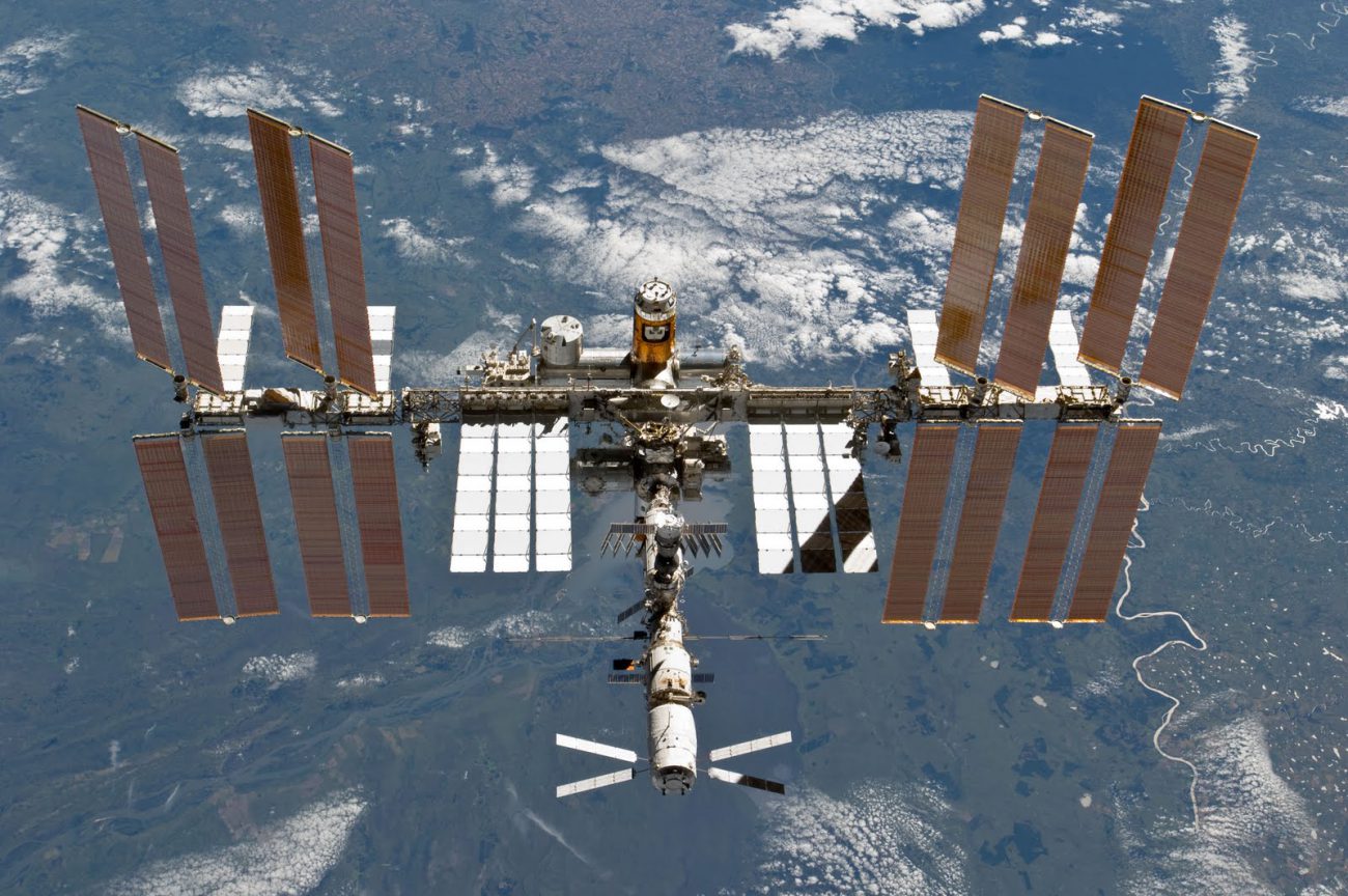 In 2019 to the ISS will install the first commercial gateway