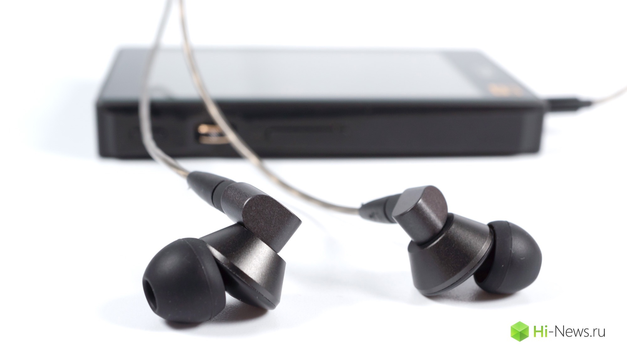 Overview headphones Fiio F5 — coming balance!