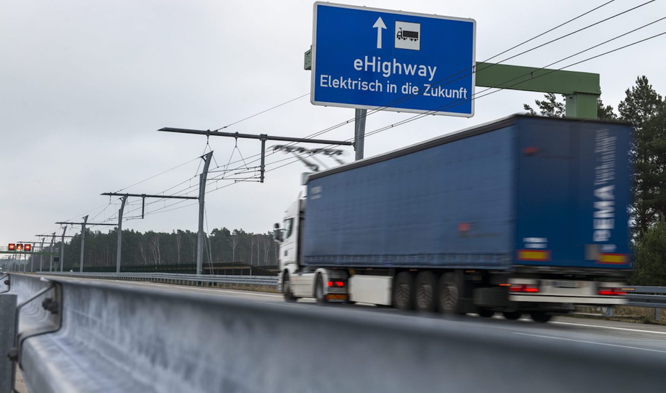Siemens has started construction of highway eHighway