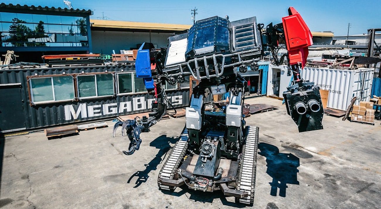 MegaBots presented fully ready to fight a combat robot