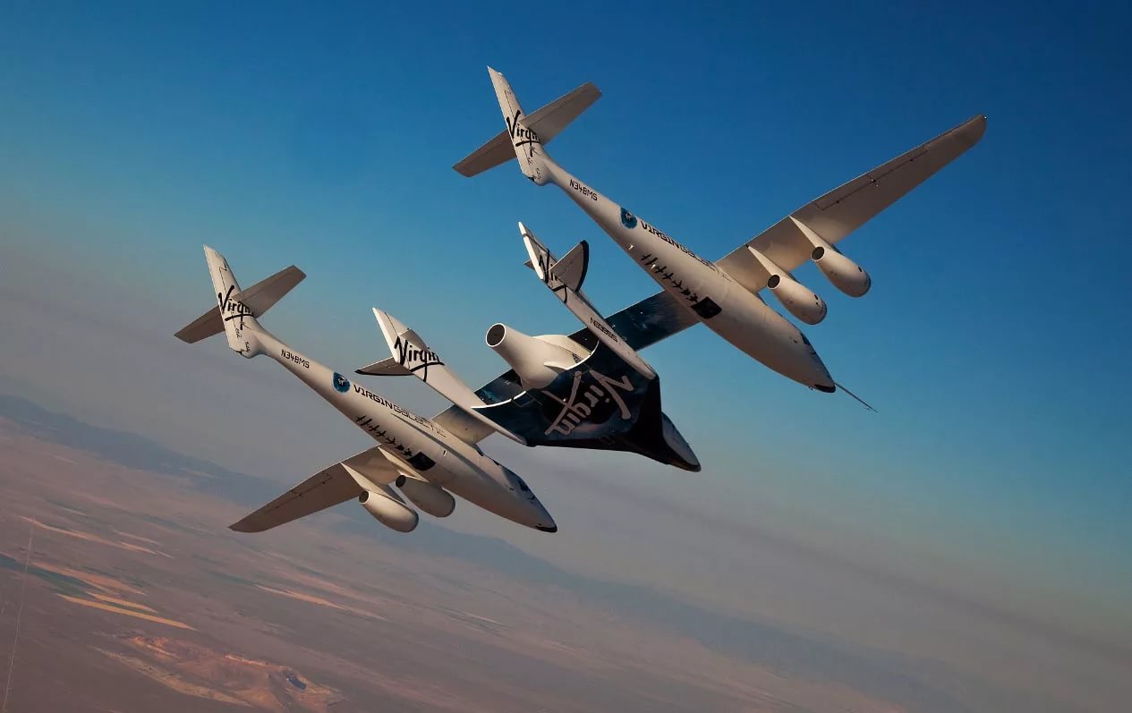 SpaceShipTwo began to prepare to fly with a jet engine