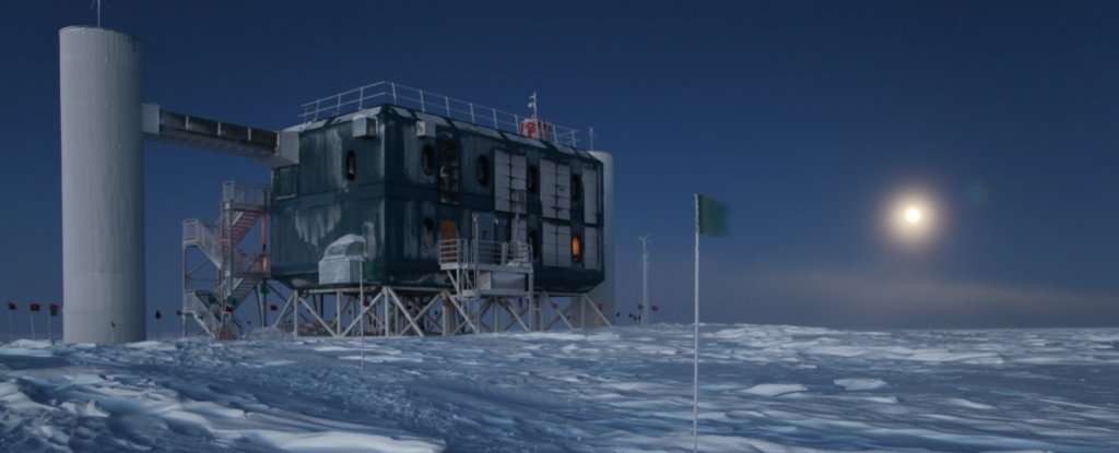 The South polar Observatory will help solve the mystery of fast radio pulses