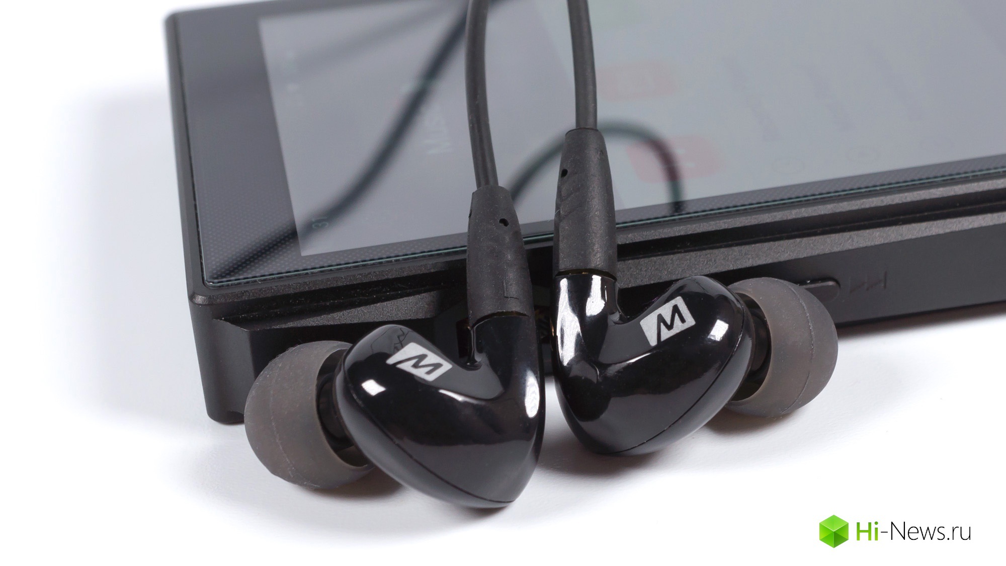 Review headphones MEEAudio Pinnacle P2 — neautiful