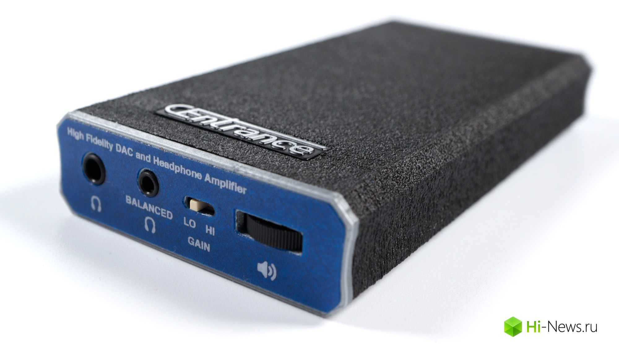 Browse portable DAC CEntrance BlueDAC: ...and without wires