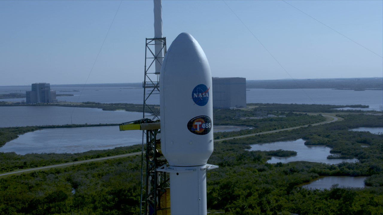 SpaceXの開発に成功し、新しい宇宙望遠鏡TESS軌道上