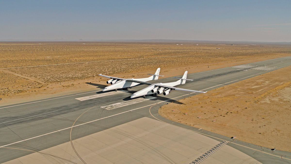Questa estate potrebbe avvenire il primo volo il più grande al mondo di velivoli