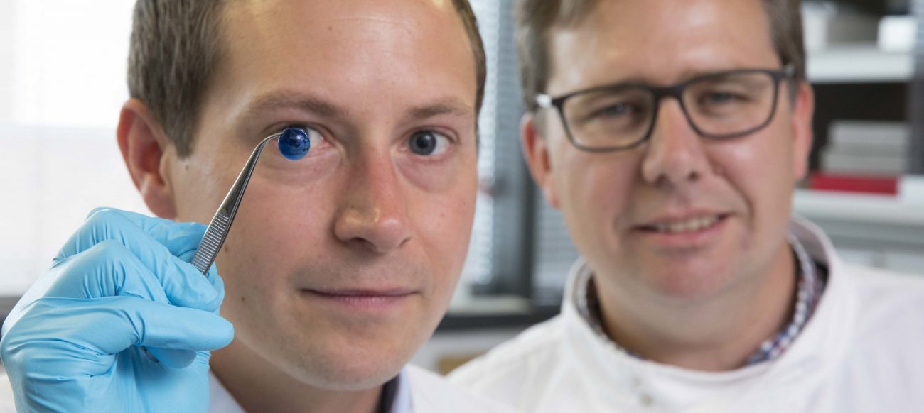For the first time created artificial human cornea