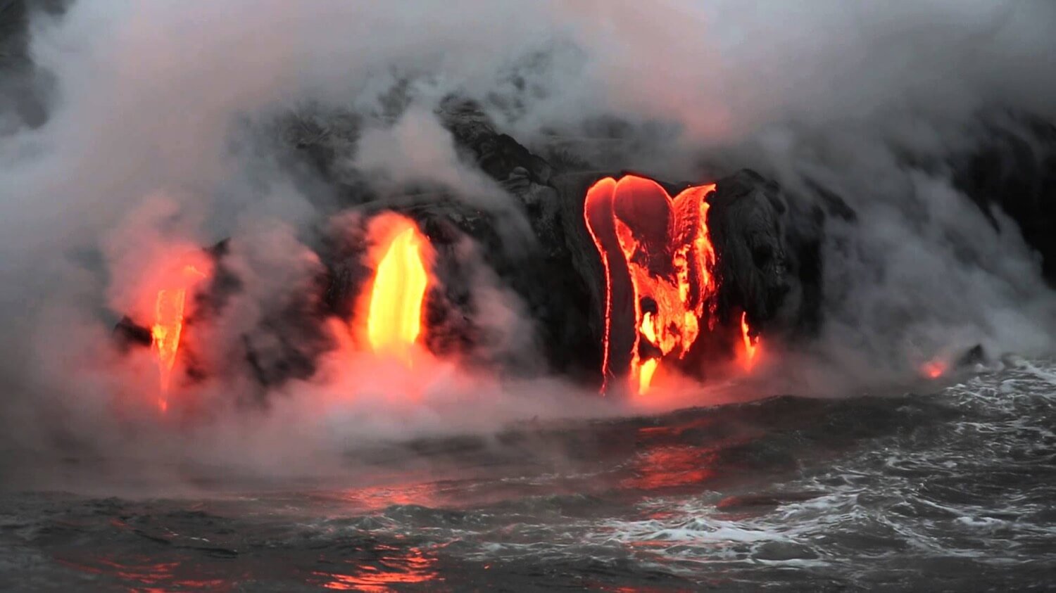 新しいデータの噴火のハワイで増溶岩流の最初の犠牲者