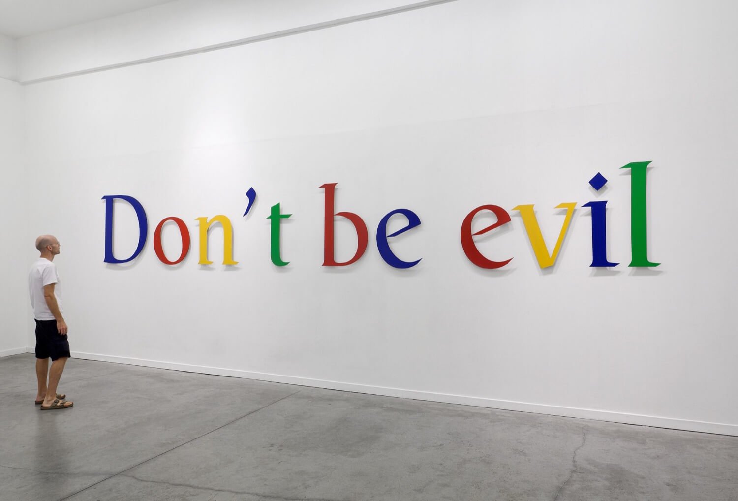 Google уәде берді емес, қару жасау, бірақ келісім-шарт Пентагоном емес разорвет