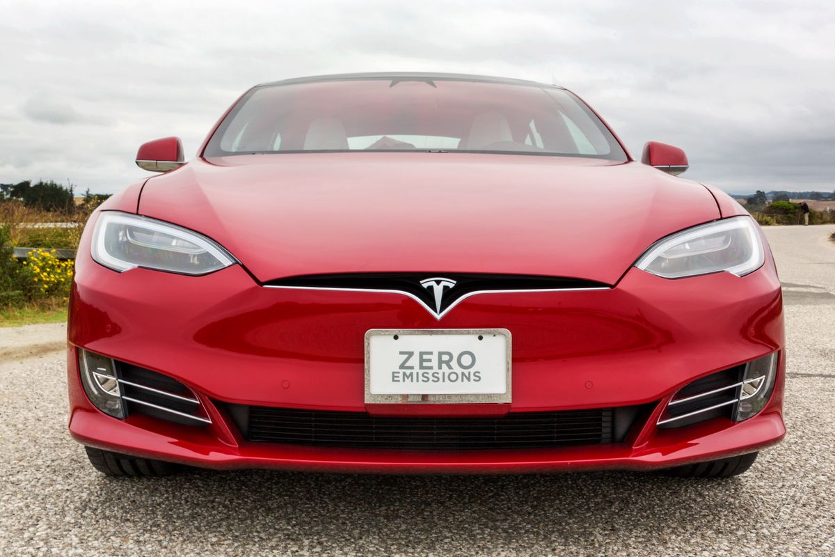 Tesla hatte endlich begonnen, Geld auf Model 3