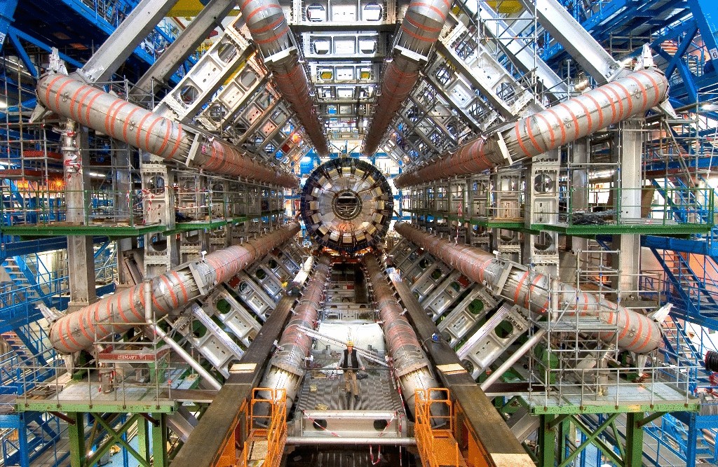 De física CERN experimentalmente confirmado um novo método de aceleração de partículas