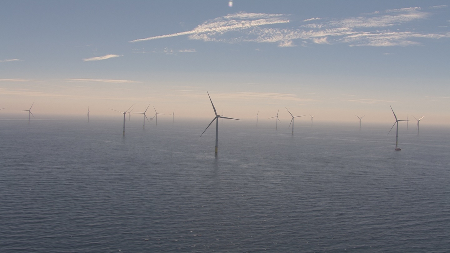 Off the coast of great Britain earned the world's largest wind farm