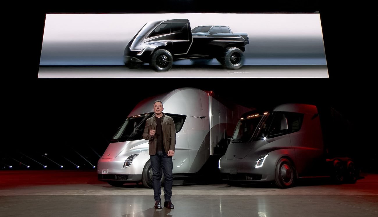 Илон Musk quiere lanzar cyberpunk-camioneta de Tesla y no parar