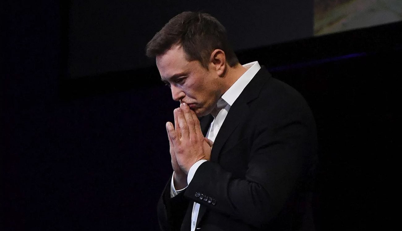 Elon Musk licenzia dipendenti per accelerare l'avvento di internet via satellite