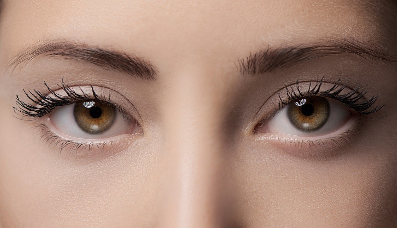 أطباء العيون بإجراء أول عملية جراحية للحفاظ على الرؤية مع مساعدة من الجينات