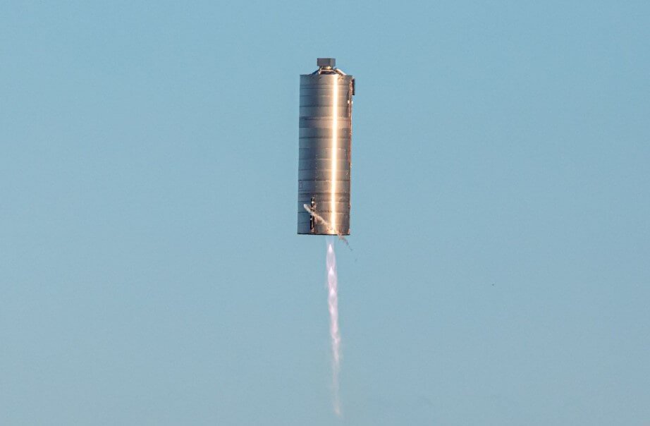 Blechdose in der Luft: Fahrzeug-Prototyp Starship erfolgreich «sprang» auf 150 Meter